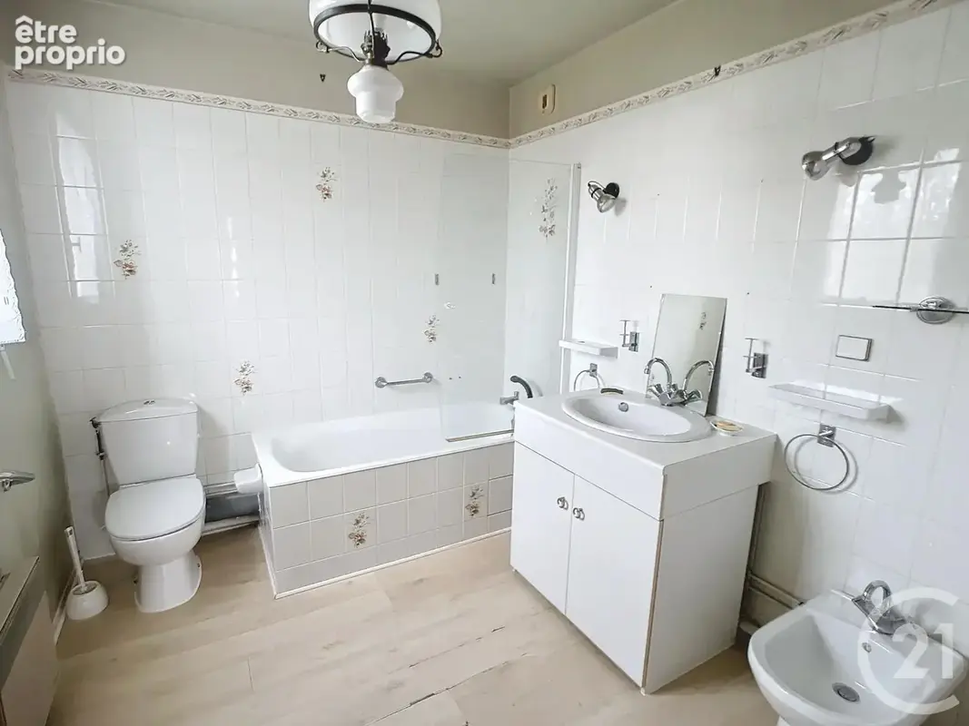 Appartement 6 pièces 184 m² à vendre à Gisors (27140) - photo 10