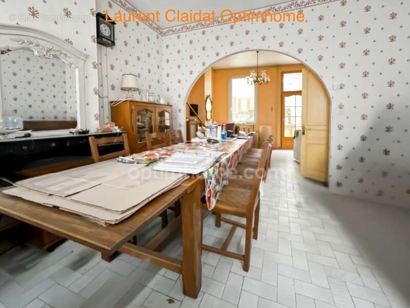 Maison à SAINT-QUENTIN