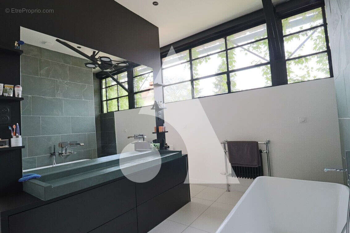 Appartement à CALUIRE-ET-CUIRE