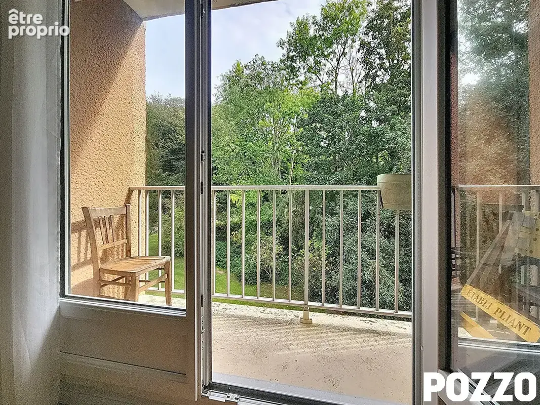 Appartement F2 avec balcon et garage à Équeurdreville - photo 7