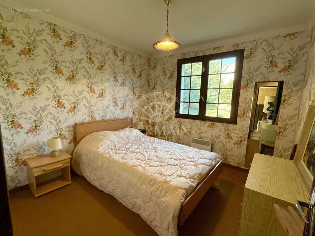 L’Isle-sur-la-Sorgue – Maison familiale avec jardin, garage et terrain piscinable - photo 5