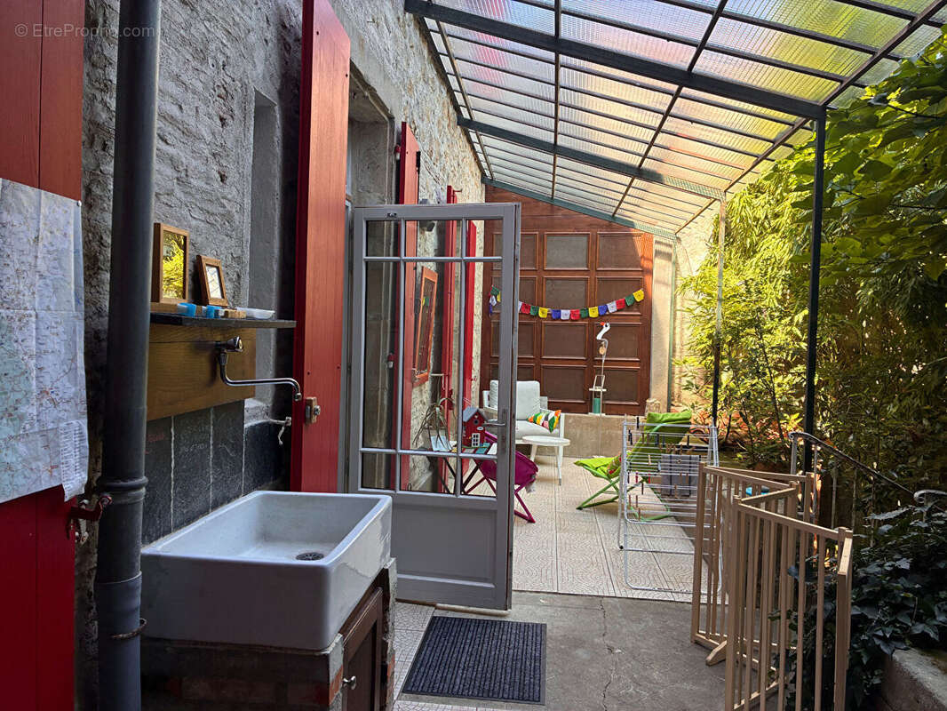 Maison de Maître 240 m2 Coeur de Figeac et Gîte d'étape (Chemins de Compostelle) - photo 9