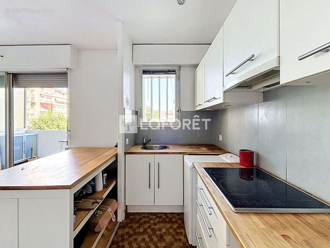 Appartement à MARSEILLE-8E