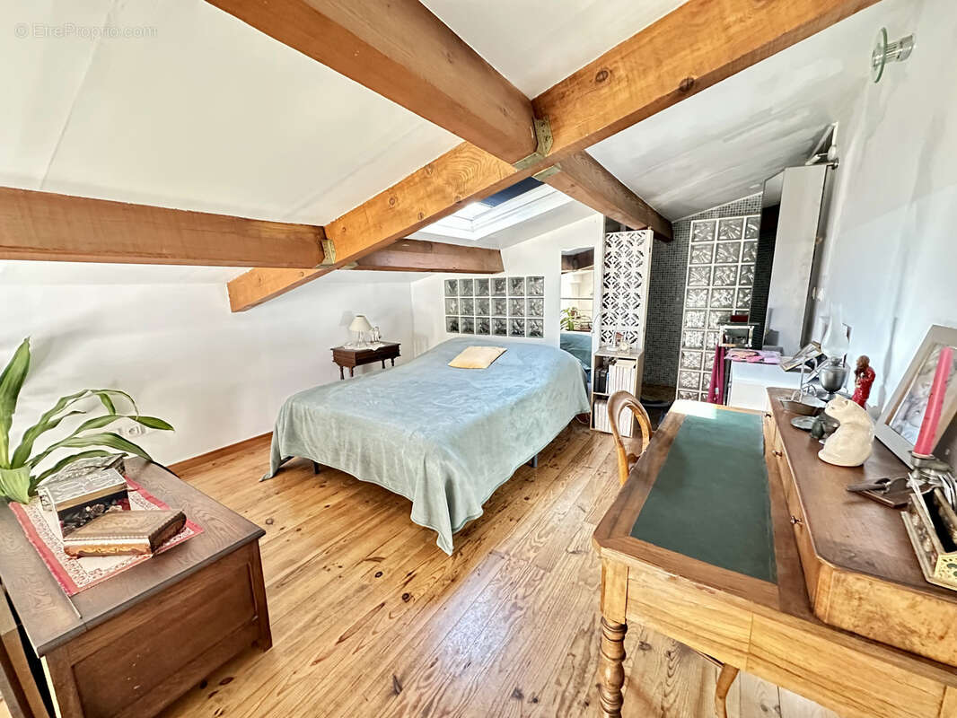 Maison à SIX-FOURS-LES-PLAGES