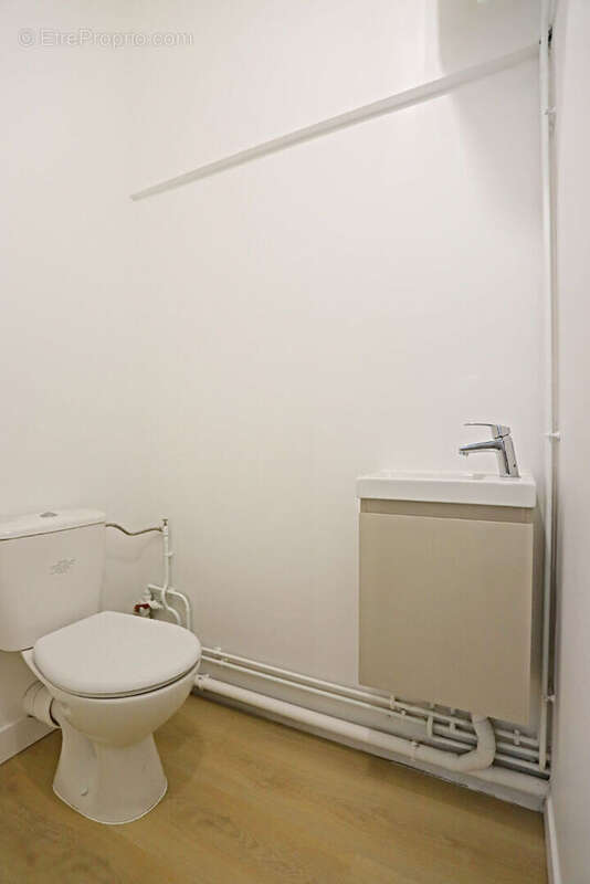 Commerce à MONTROUGE