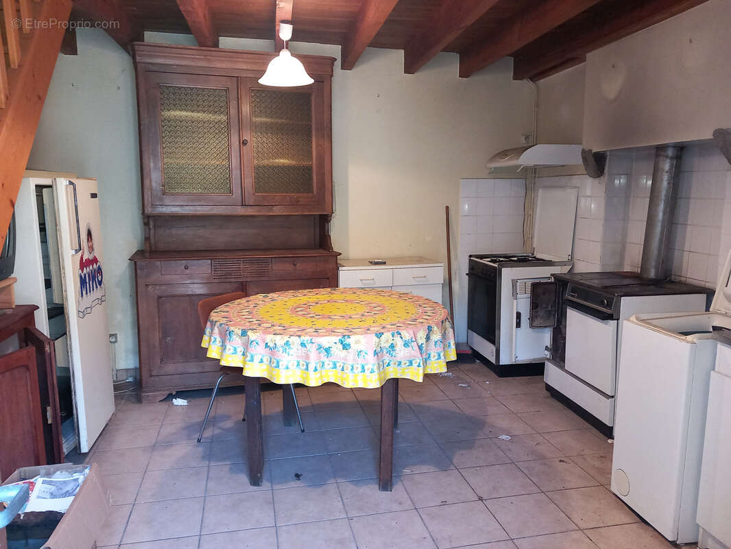 Maison à CHATELUS-LE-MARCHEIX