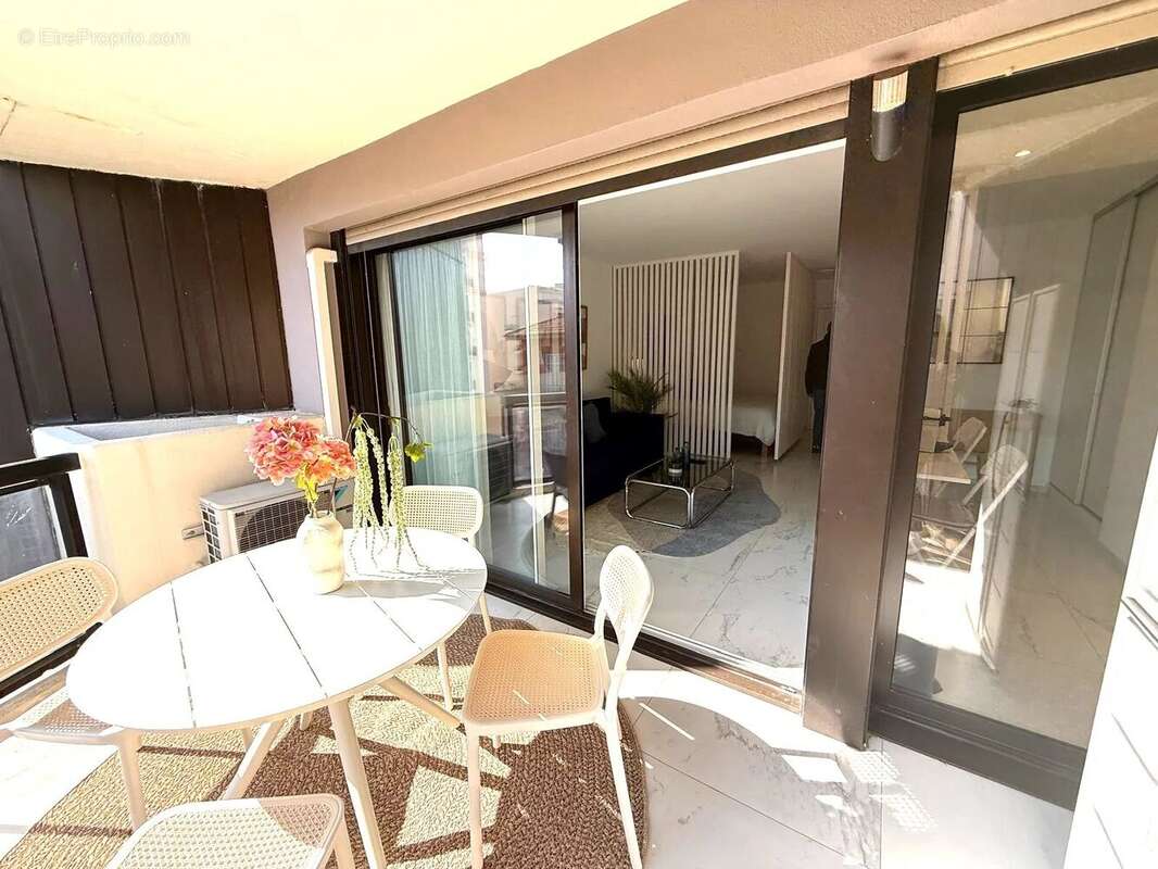 Appartement à CANNES