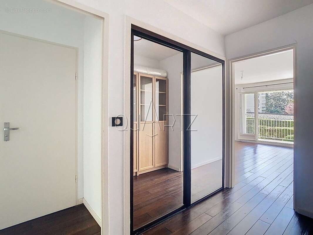Appartement à VERSAILLES