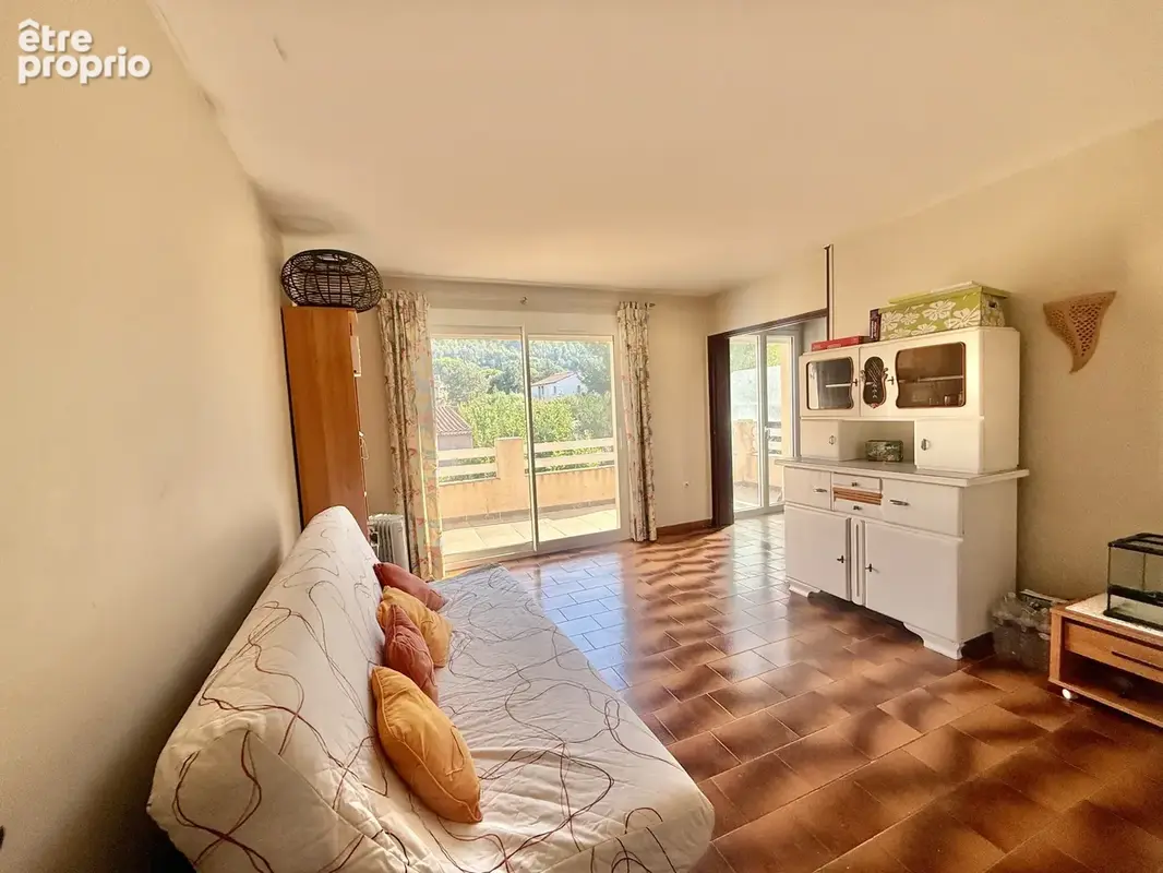 Aubagne - maison de 160m2 sur 560m2 de parcelle avec garage de 150m2 - photo 6