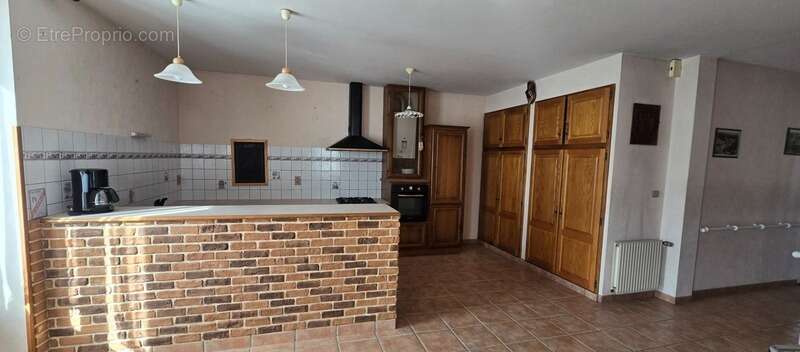 Maison à LE PALAIS-SUR-VIENNE