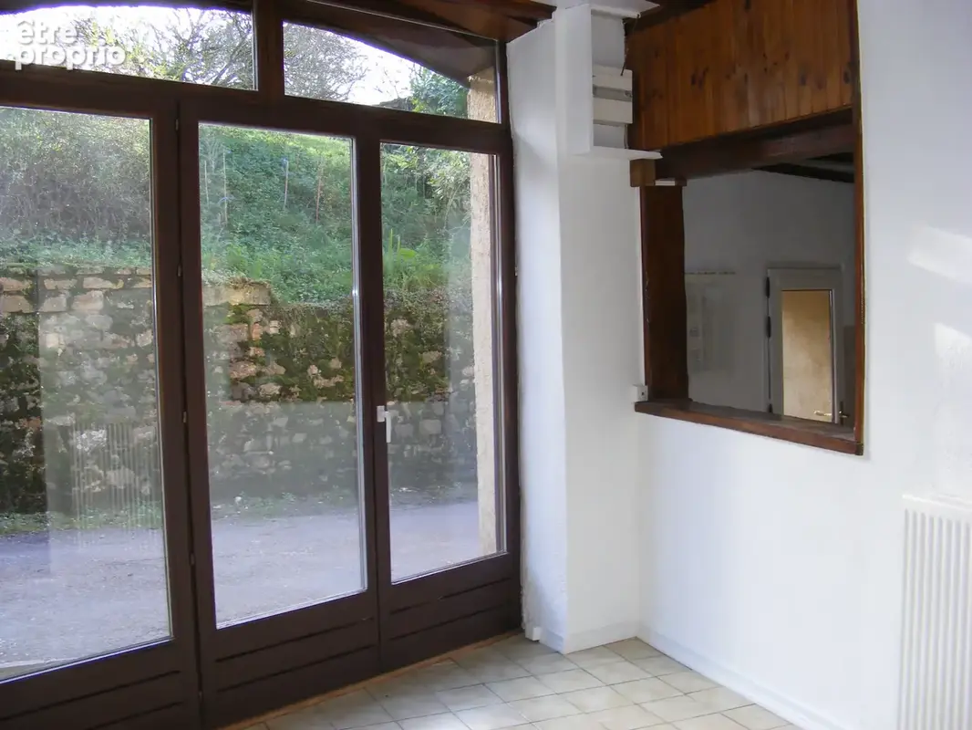 Vente maison de rapport, 2 appartements CLAIREGOUTTE - photo 2