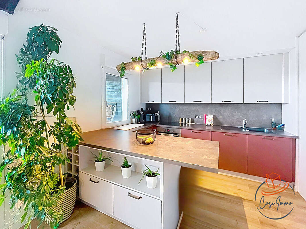 Appartement à THOIRY