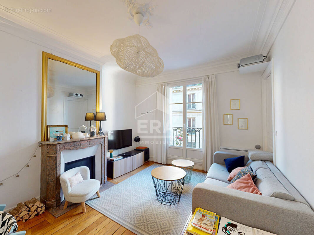 Appartement à PARIS-15E