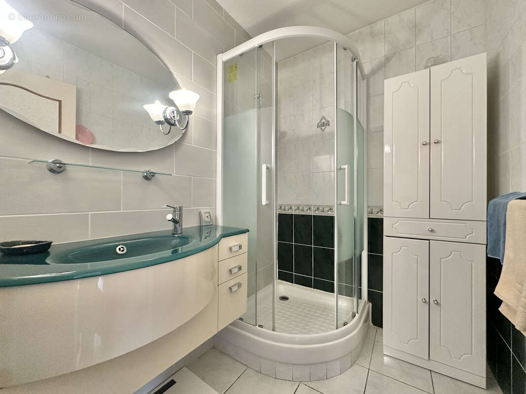 Appartement à PLAN-DE-CUQUES