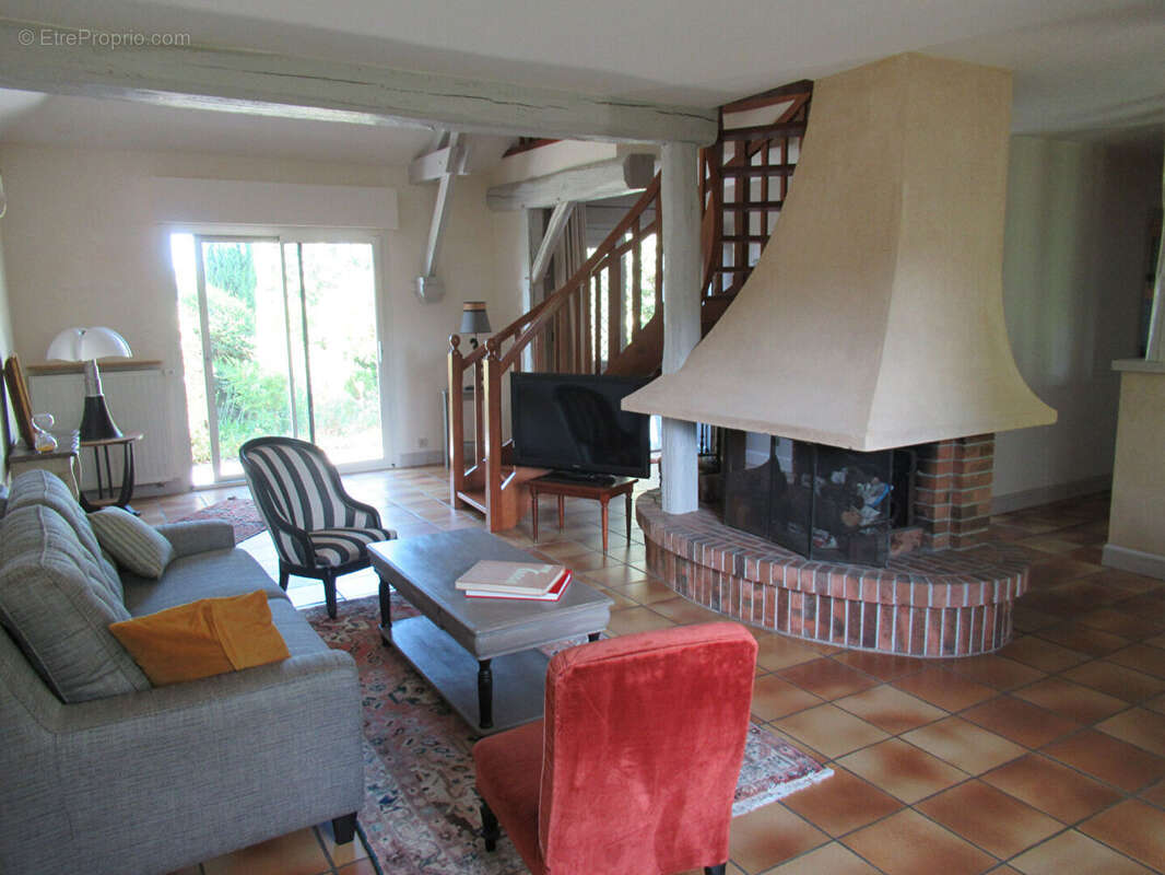 Maison à BEAUCOUZE