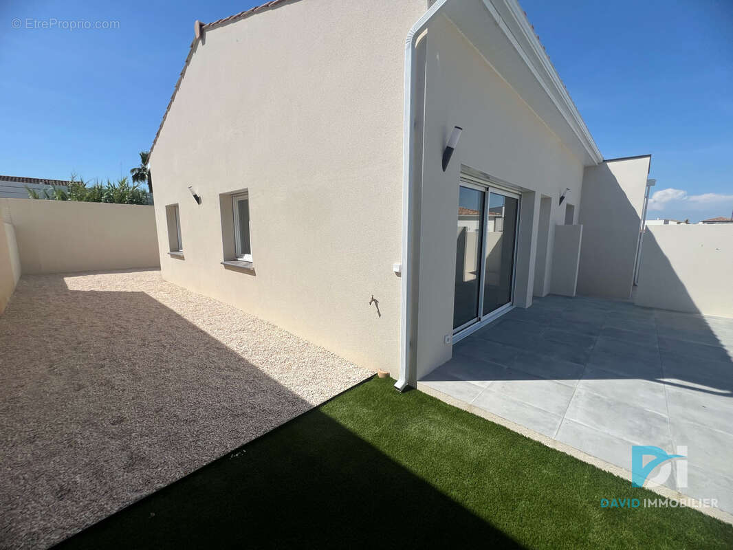 Maison à SAUVIAN
