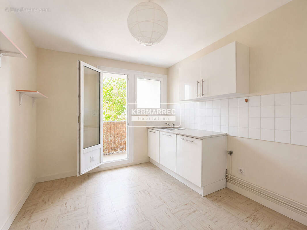 Appartement t4 - saint yves - garage - photo 3
