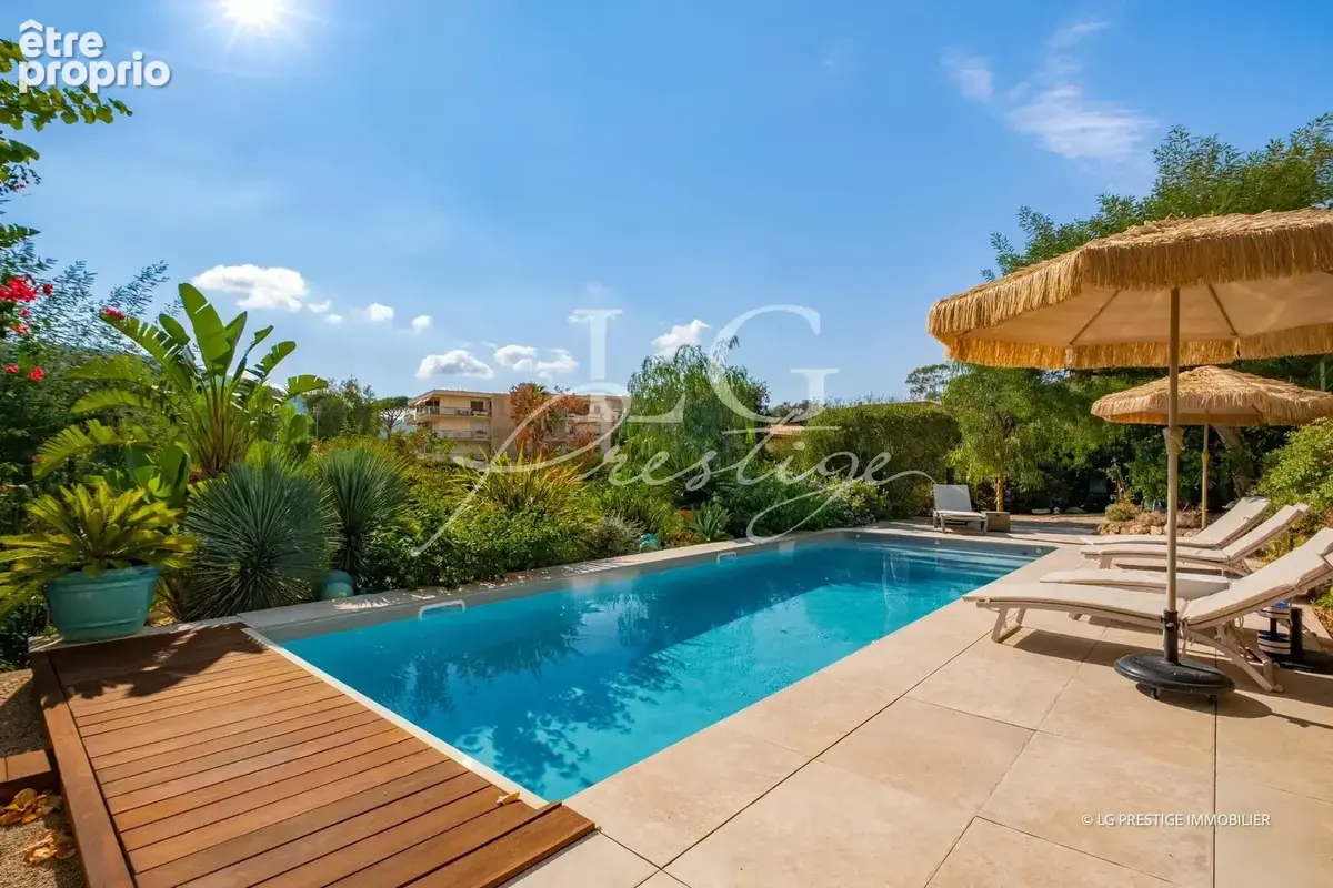 Mandelieu-la-napoule – villa de charme avec piscine à deux pas des plages - photo 3