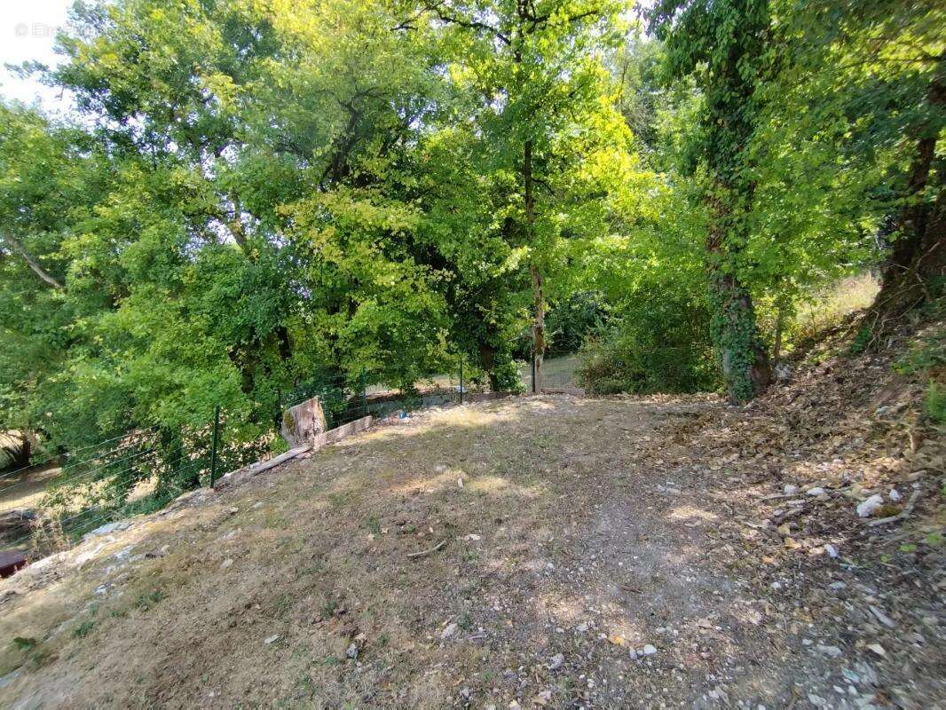 Maison à CASTELNAU-MONTRATIER