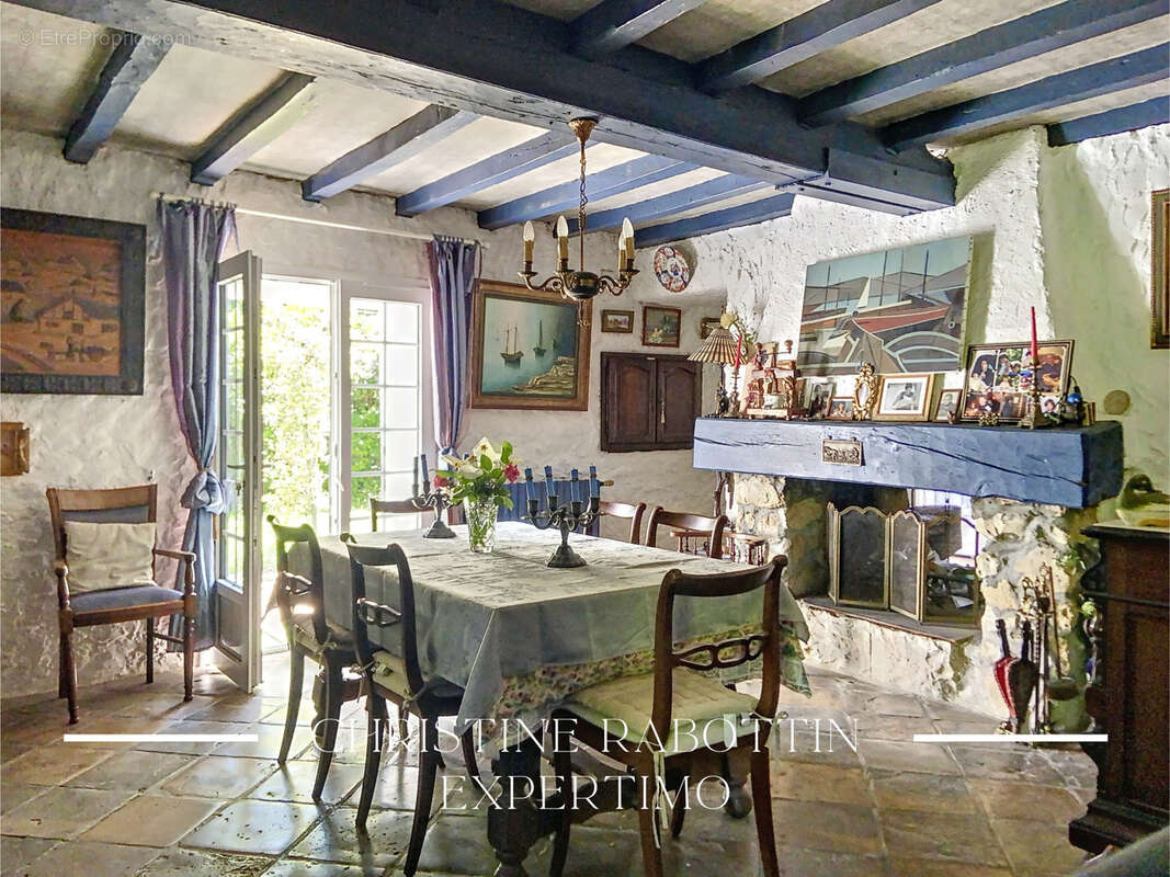 Maison à SAINT-MARTIN-DE-SEIGNANX