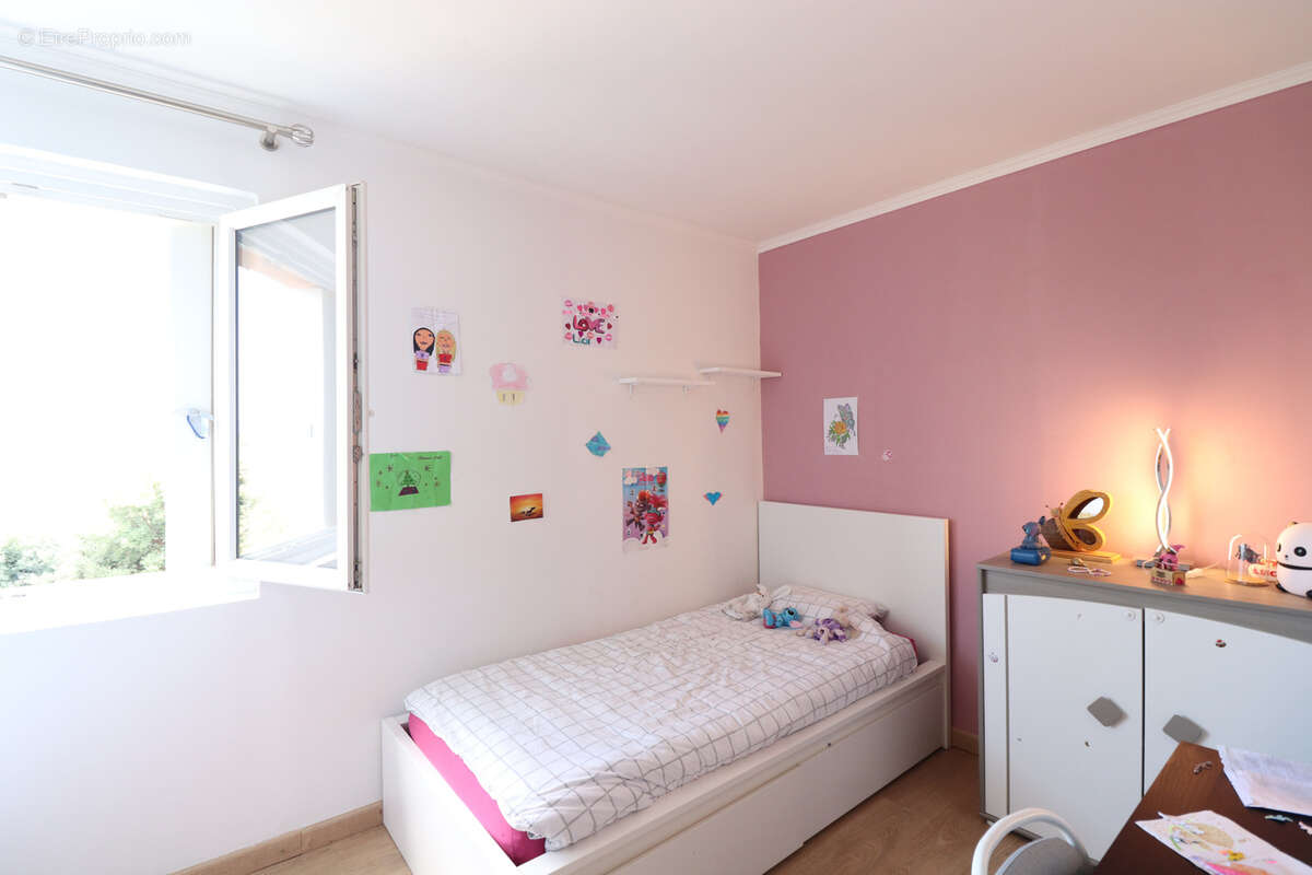 Appartement à LA CROIX-VALMER