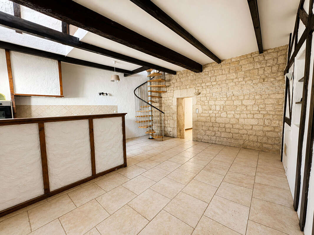 Maison à VILLEGLY