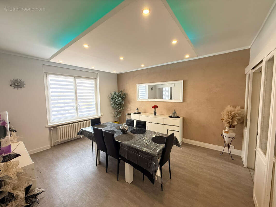 Maison à HOMECOURT