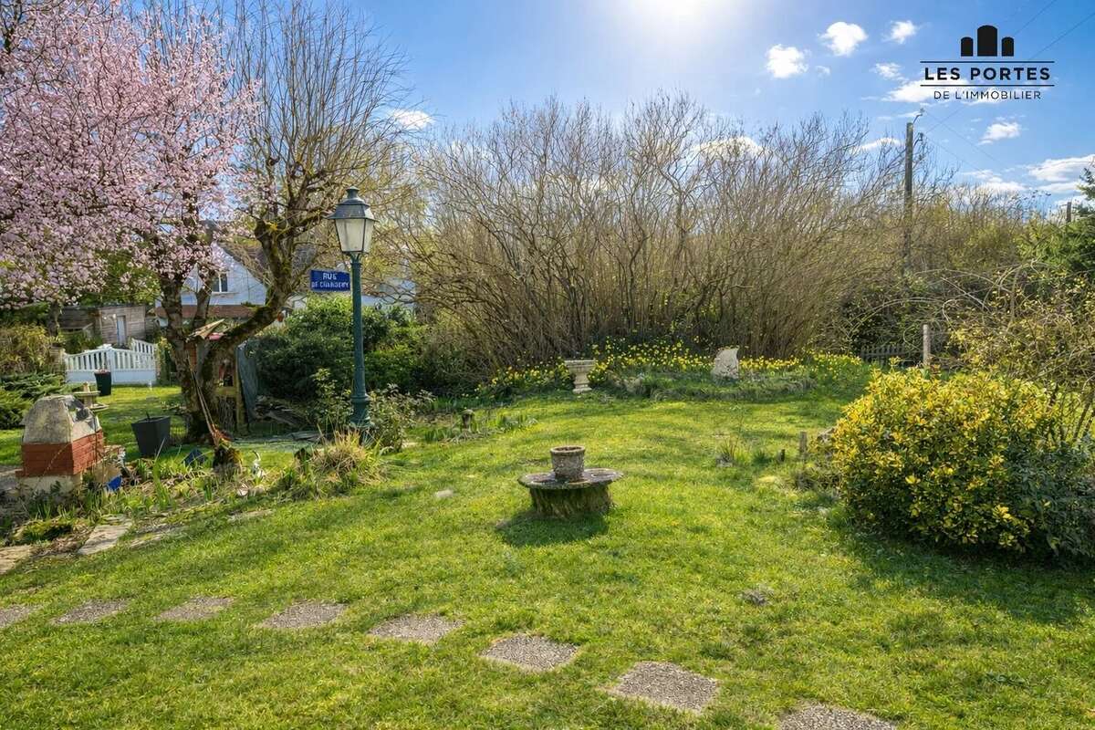 Maison à BUNO-BONNEVAUX