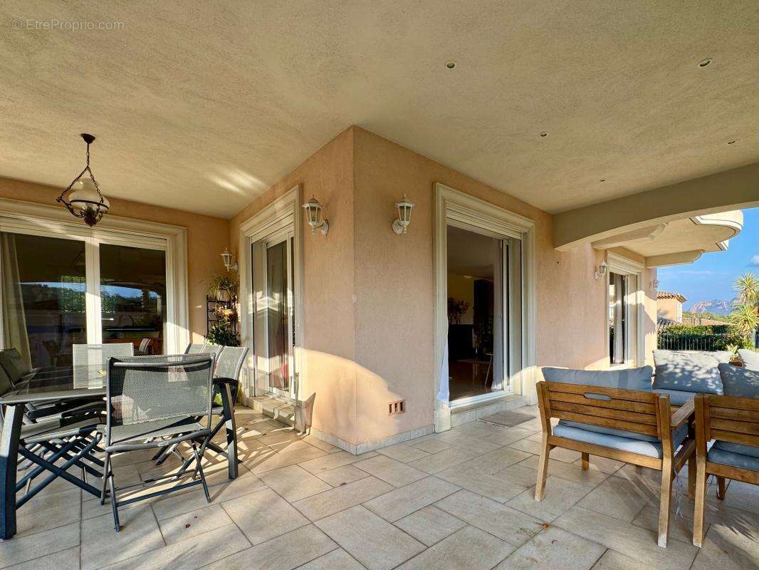 Maison à SAINT-RAPHAEL