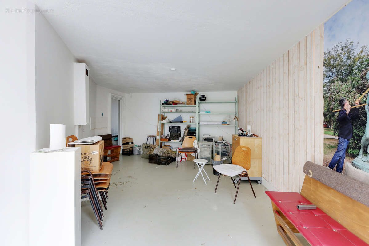Local commercial 52m2 en trois pièces toutes activités - photo 14