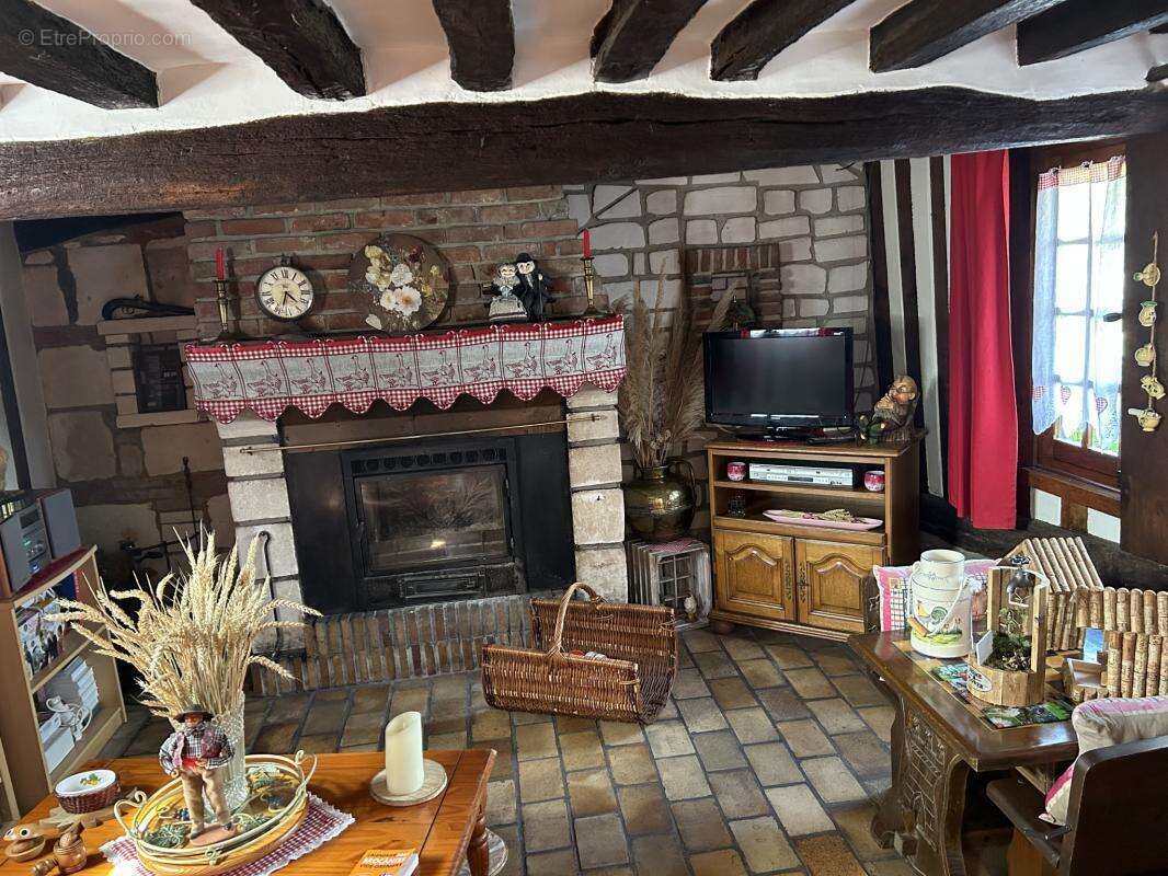 Maison à MONTFORT-SUR-RISLE