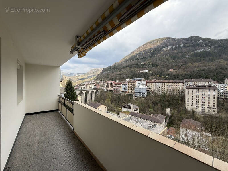 Appartement à SAINT-CLAUDE