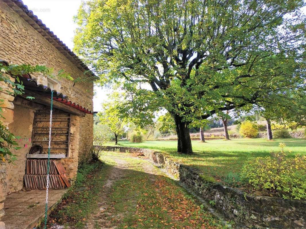 Maison à VAISON-LA-ROMAINE