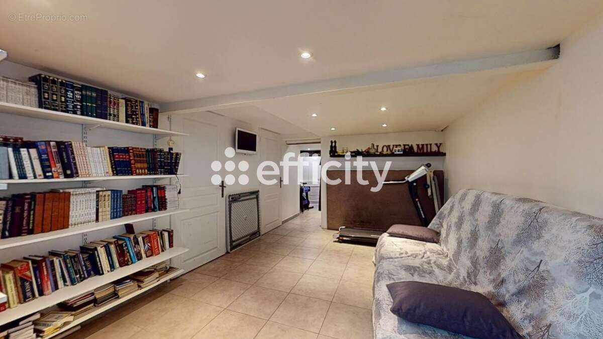 Maison à VILLEURBANNE