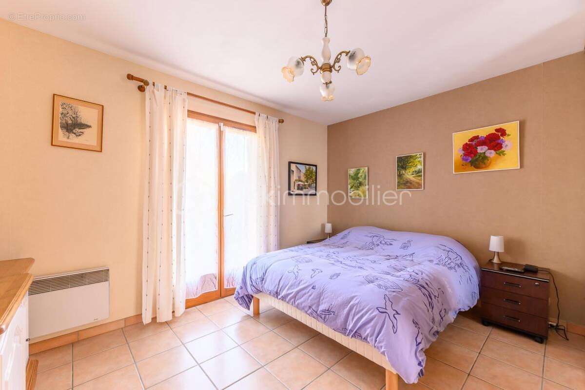 Maison à COUILLY-PONT-AUX-DAMES