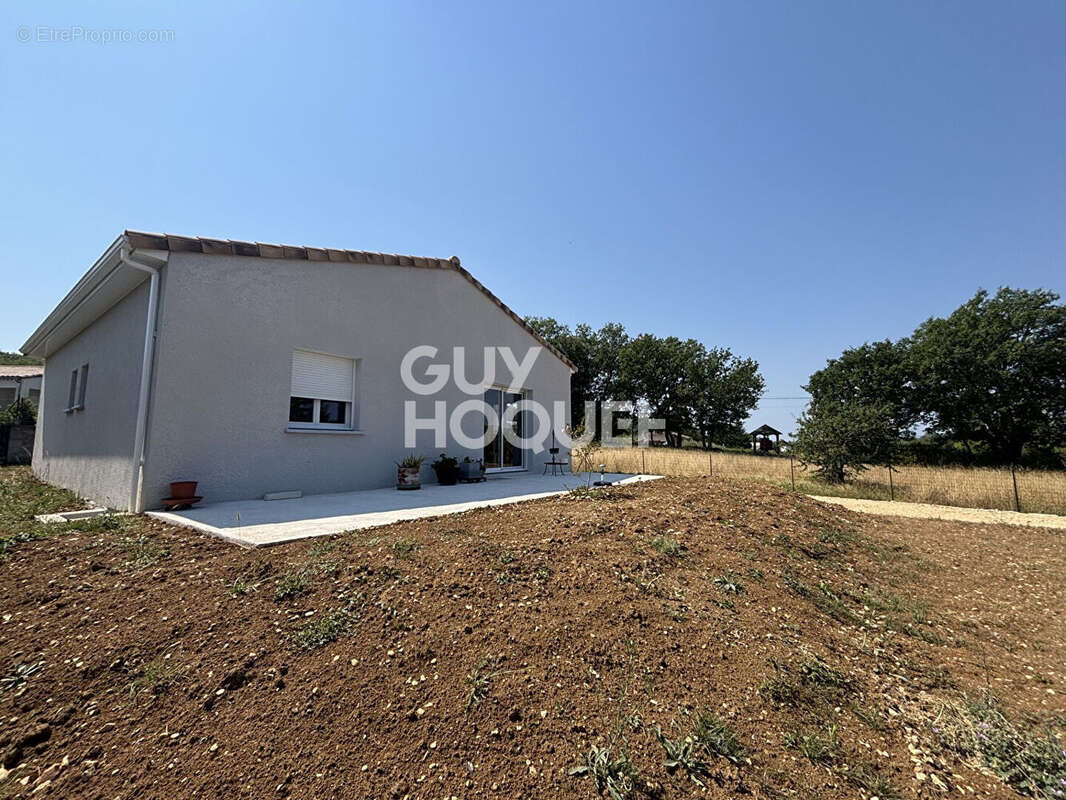 À vendre à Pradons : maison neuve 86 m², prestations de qualité et terrain constructible - photo 2