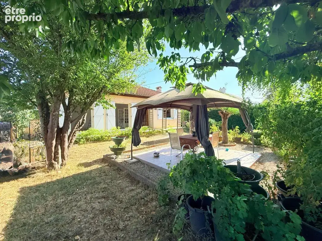 Maison À Vendre - photo 1