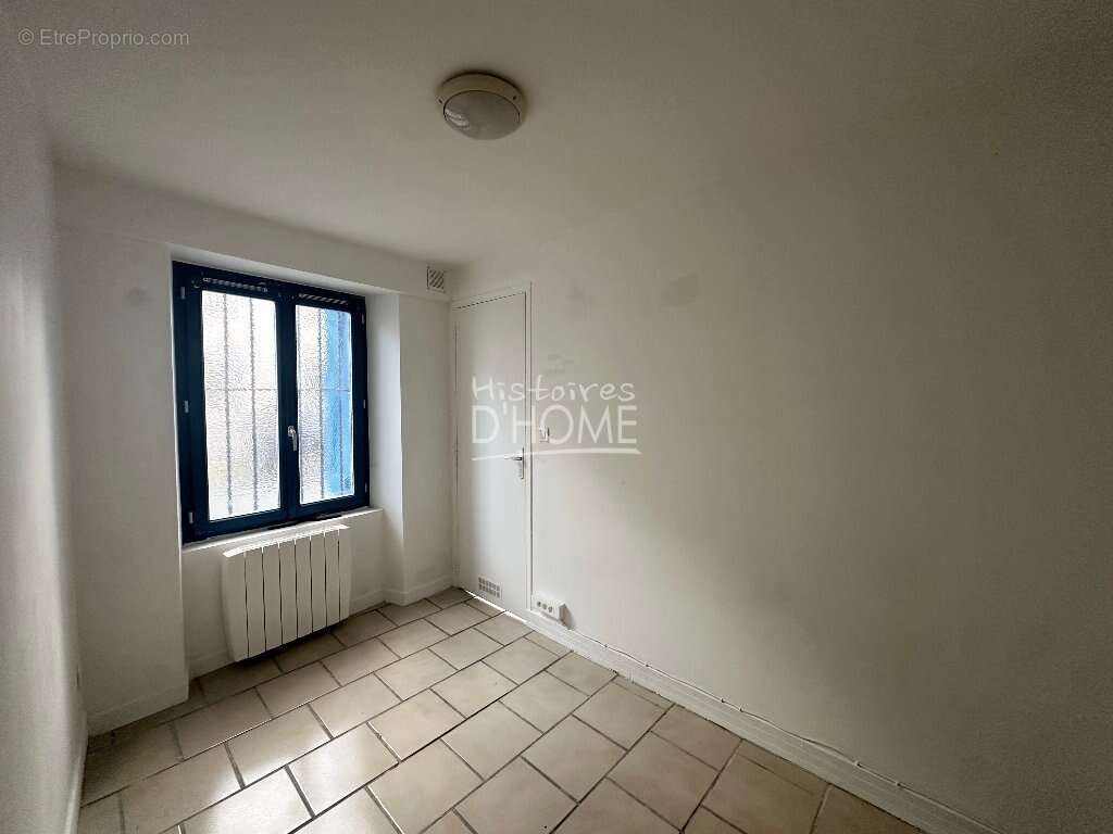 Appartement à LA FERTE-GAUCHER