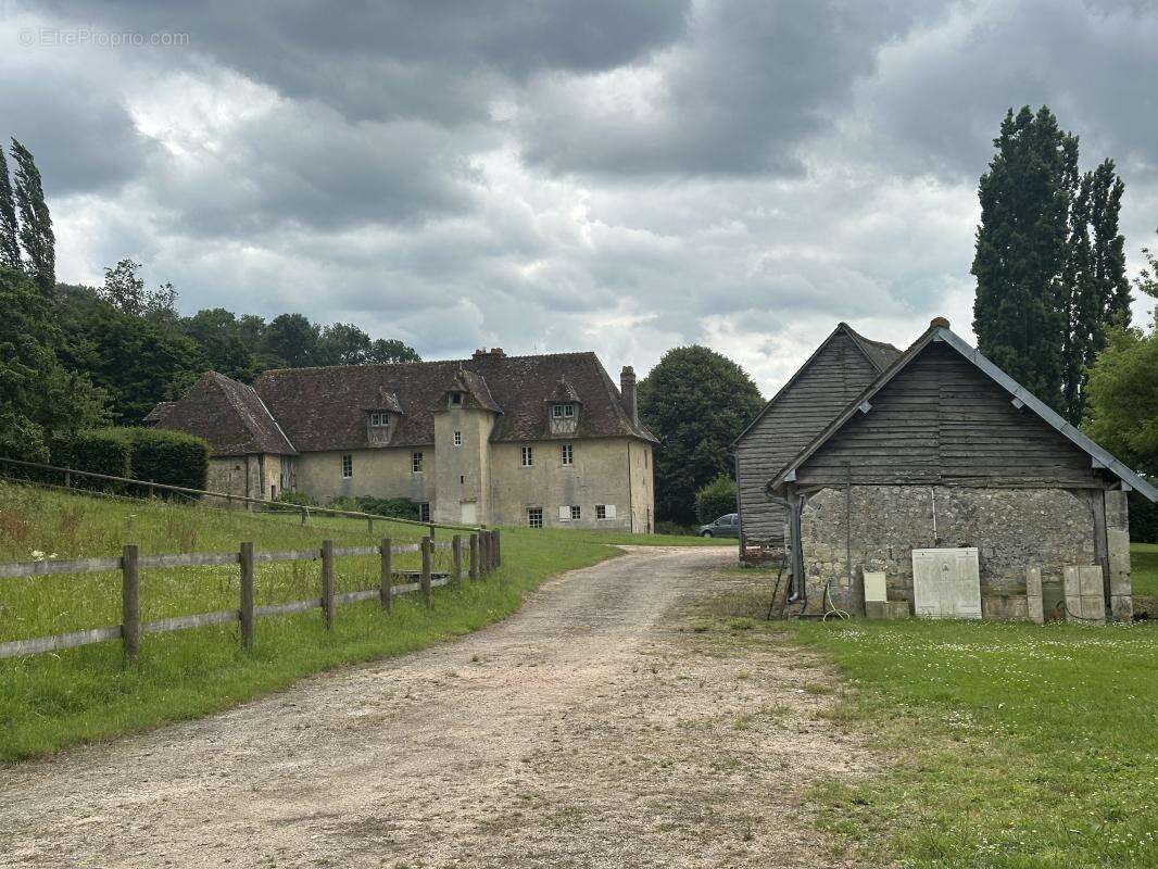 Maison à PONT-L'EVEQUE