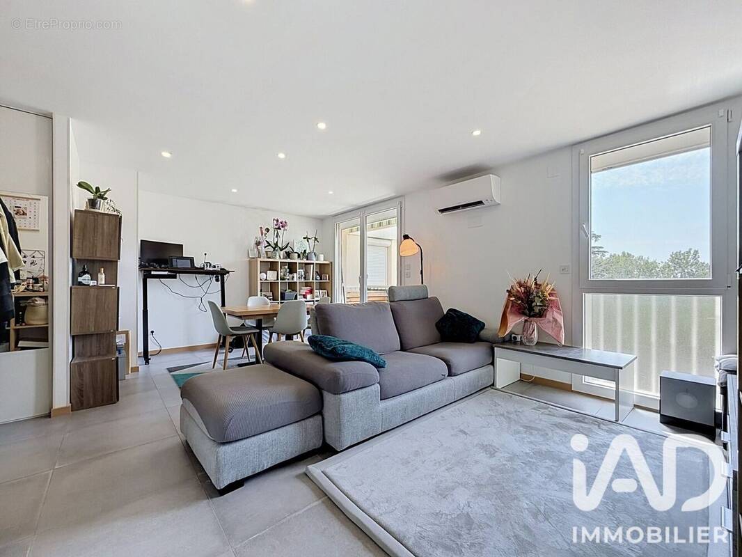 Photo 1 - Appartement à SALON-DE-PROVENCE