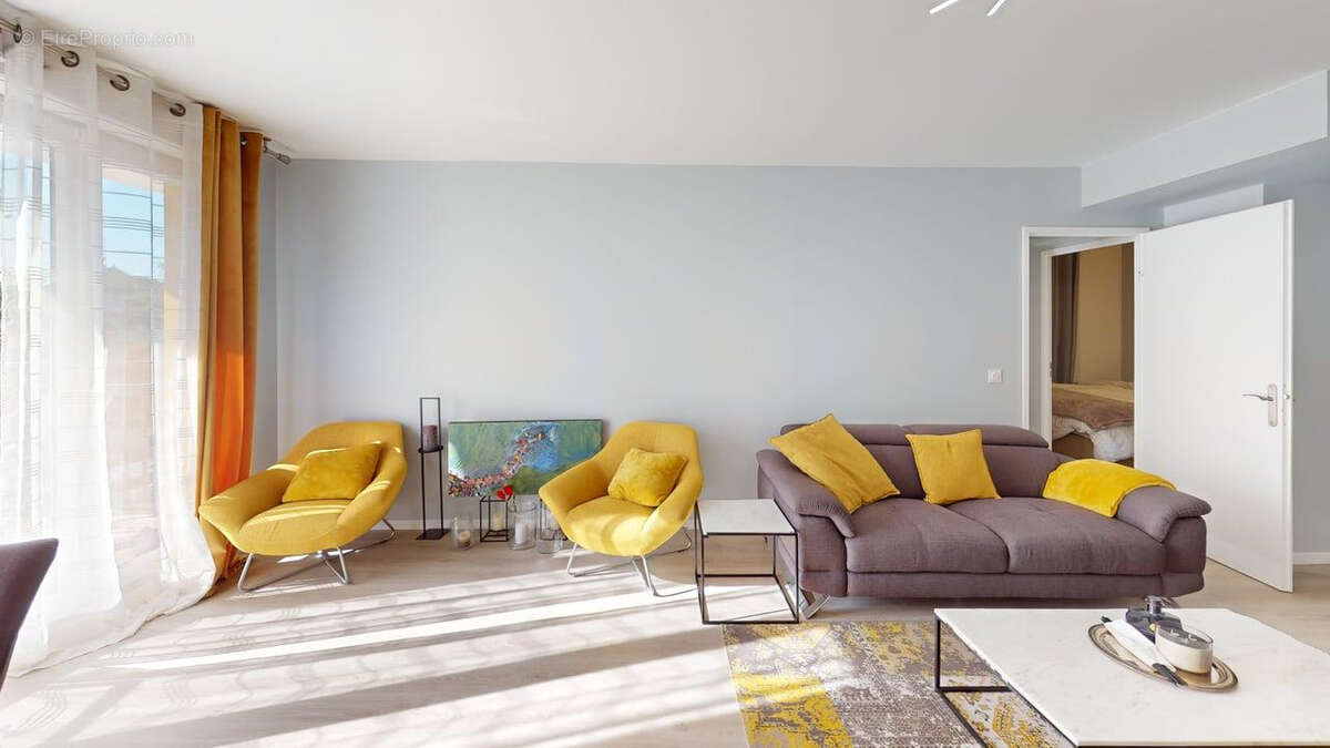 Appartement à CHALIFERT