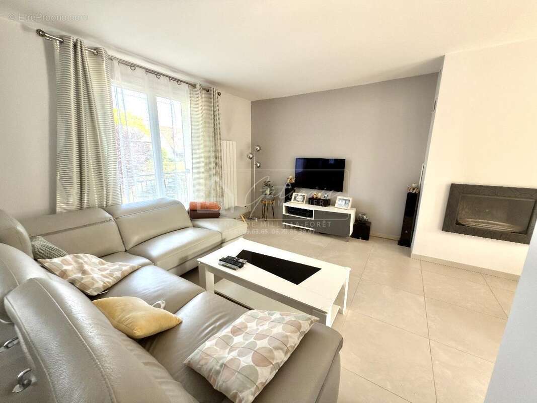 Maison à MILLY-LA-FORET