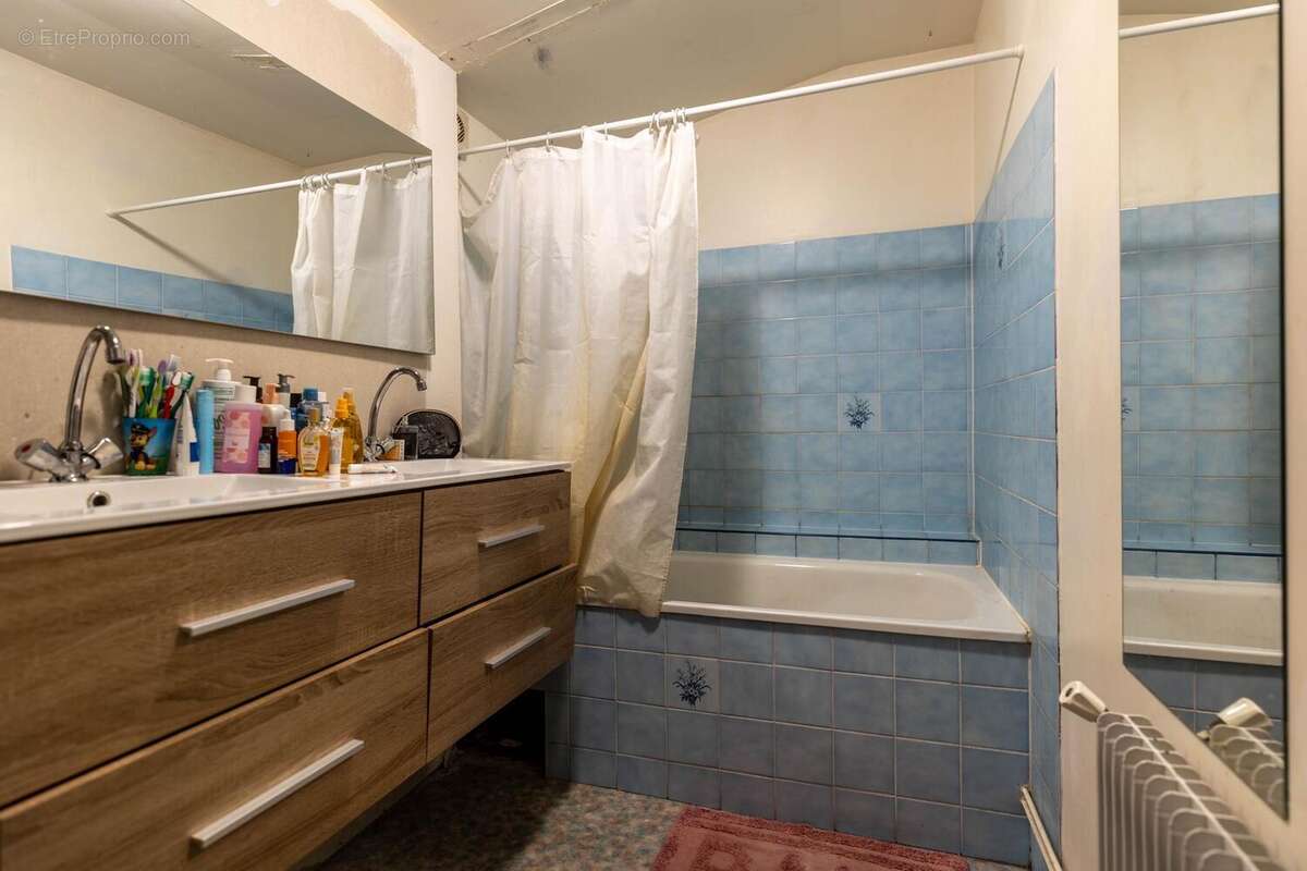 Maison 188 m² à Saint-Sornin  - photo 5