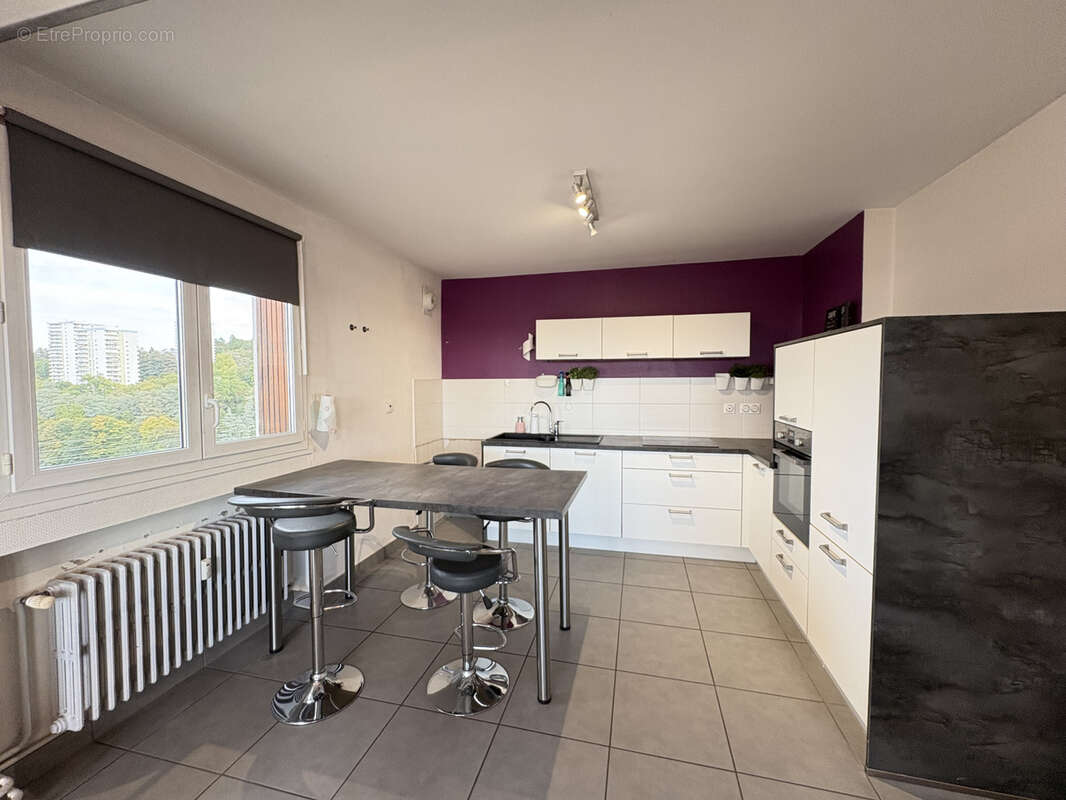 Appartement à SAINT-ETIENNE