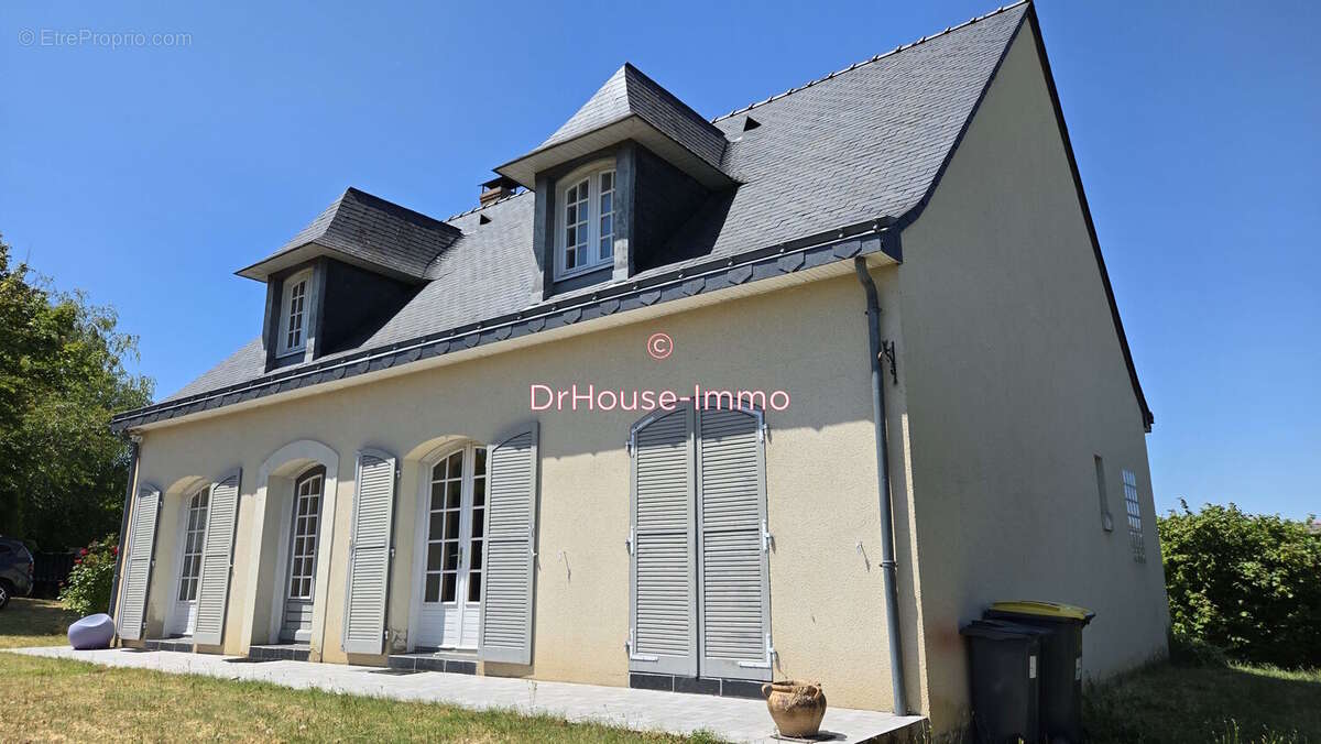 Maison 188 m² à Jarze  - photo 12