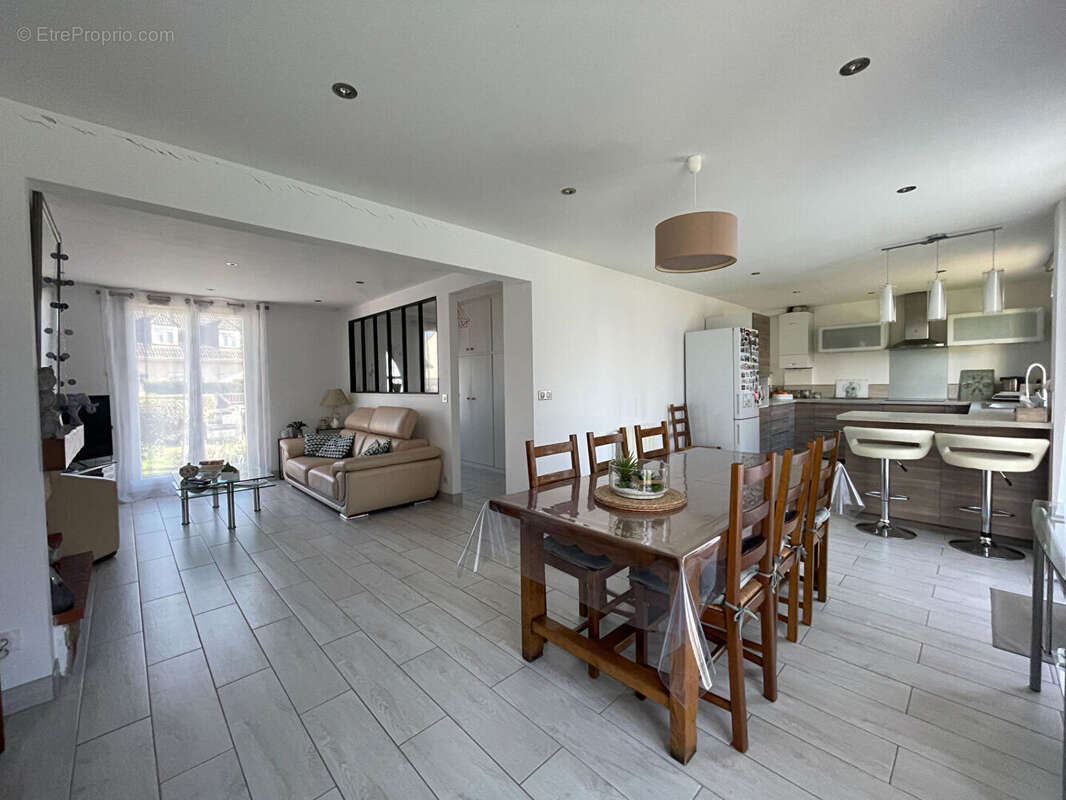 Maison 100m² à crépy-en-valois - photo 5