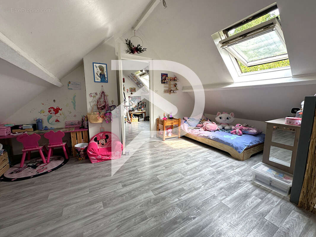 Maison à SOREL-MOUSSEL