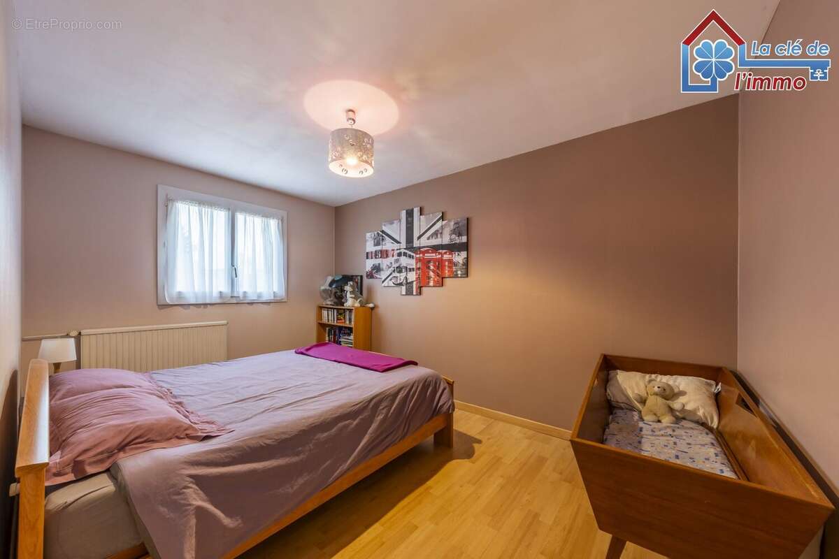 Maison à MOISSY-CRAMAYEL