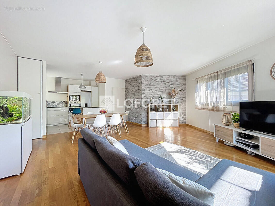 Appartement à LYON-9E