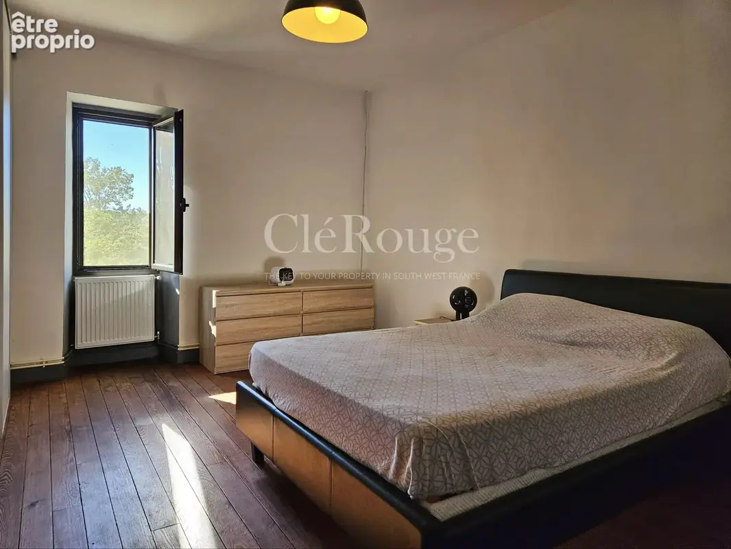 Proche de Monségur - Propriété de caractère en position privée, avec 4 chambres et piscine - photo 15